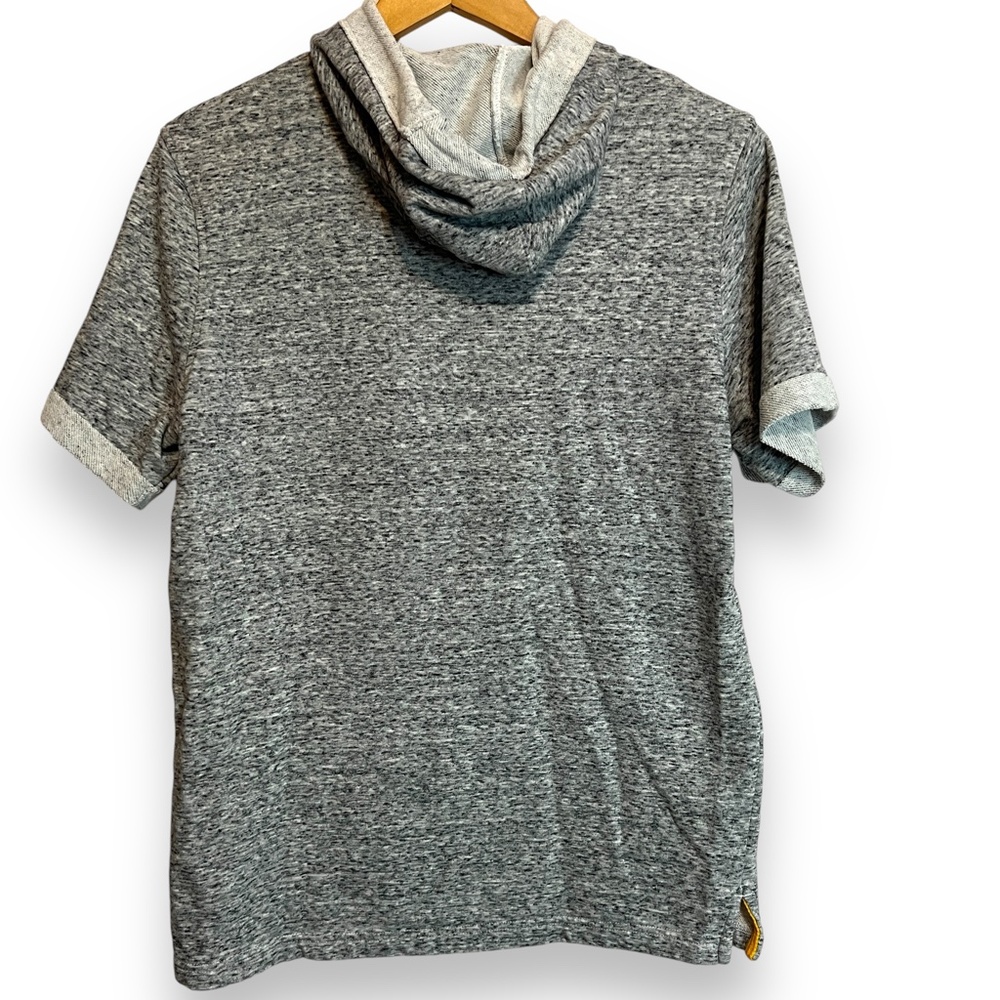 Under Armour Men's Project Rock Gray Short Sleeve Hoodie Mens Sizes‎ Brahma Bull - Picture 11 of 12